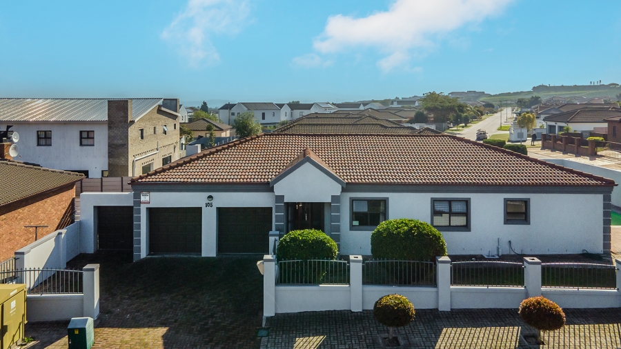 3 Bedroom Property for Sale in Jakarandas Western Cape